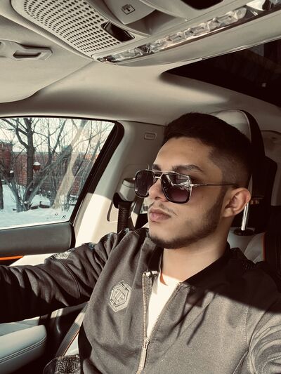  ,   Ruslan, 22 ,   ,   