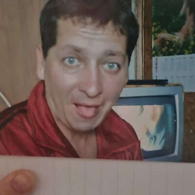  ,   Ruslan, 49 ,   ,   , c 