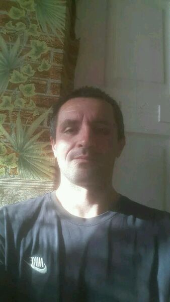  ,   Jimmi, 42 ,   ,   