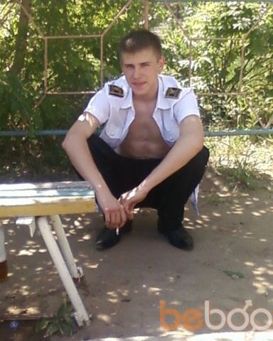  ,   Andrey, 32 ,  