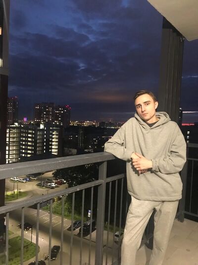  ,   Anton, 25 ,   ,   , c , 