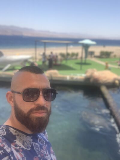  King George,   , 29 ,   ,   