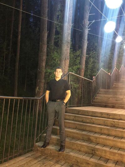  ,   Artur, 30 ,   ,   