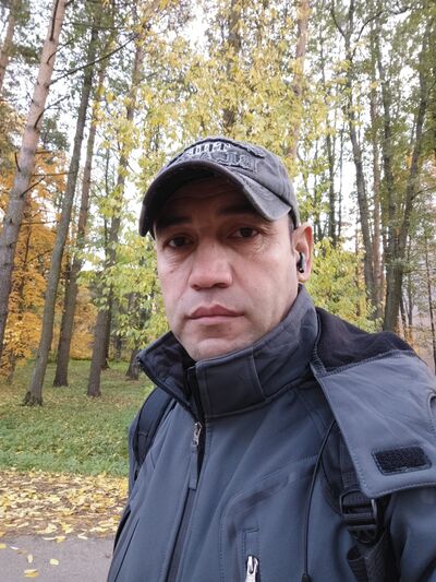  ,   Bobir, 43 ,     