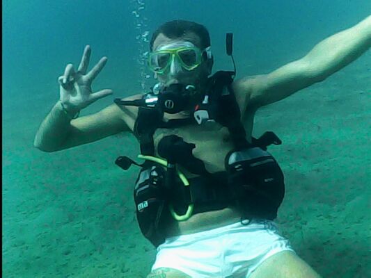  Limassol,   , 52 ,     , c 