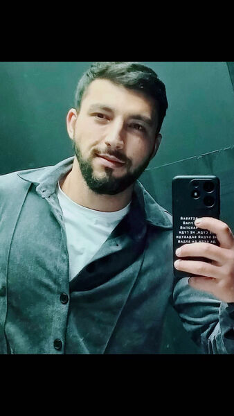  ,   Rafayel, 33 ,   ,   