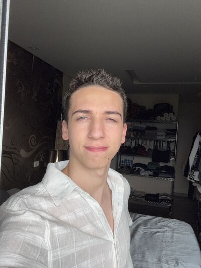  Airway Heights,   Nicolas, 22 ,   ,   