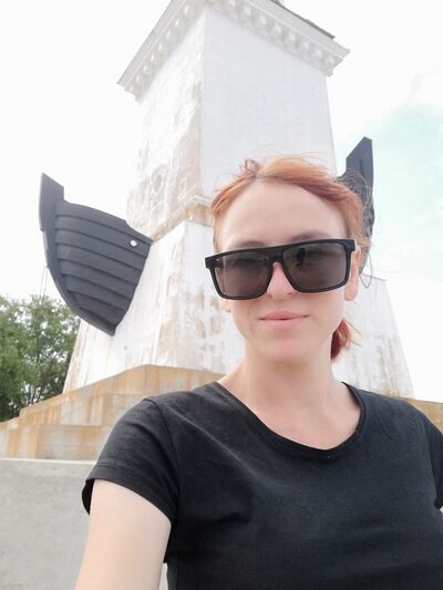  ,   Stefani, 29 ,   ,   