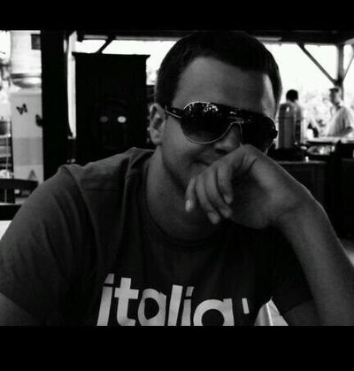  ,   Marchello, 42 ,   ,   