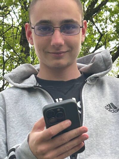  Homberg,   , 18 ,   ,   