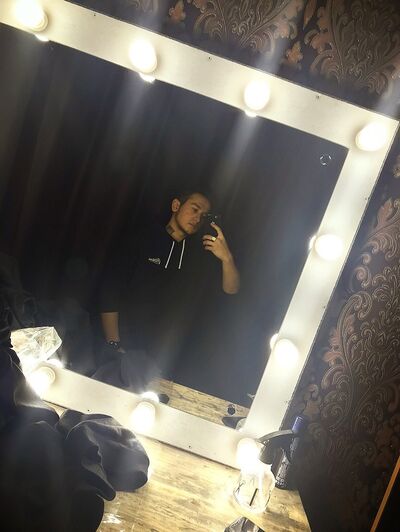   ,   Den, 25 ,   