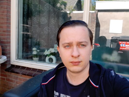  ,   Valentin, 30 ,   ,   