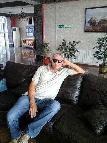  18071442  , 56 ,    