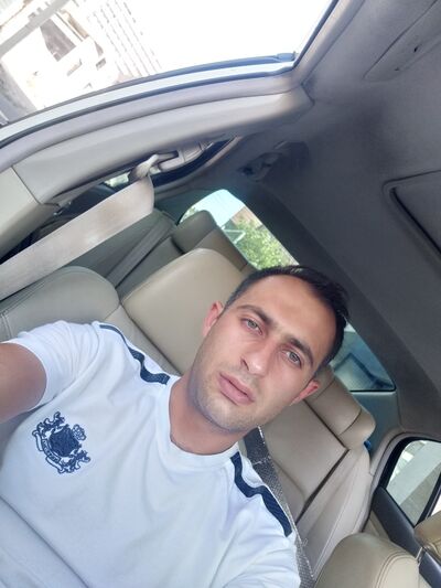  ,   Levon, 31 ,   ,   