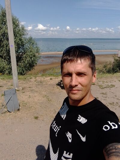  ,   Leonid, 33 ,   ,   