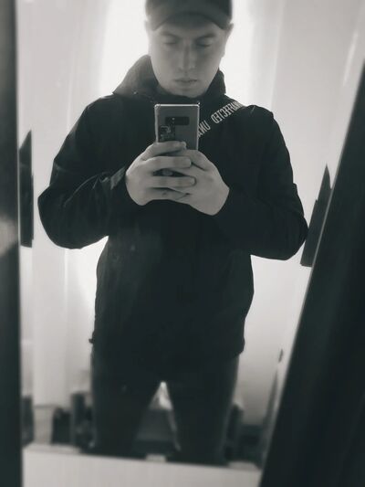  ,   Roman, 21 ,   ,   