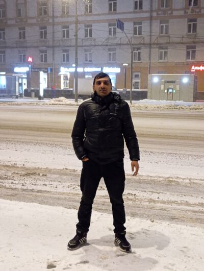  ,   Vahe, 38 ,   ,   