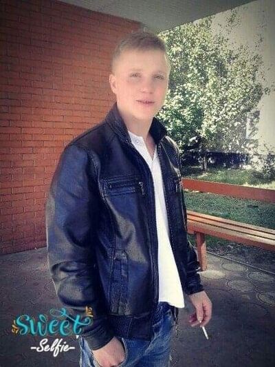  ,   Denis, 28 ,   ,   , c , 