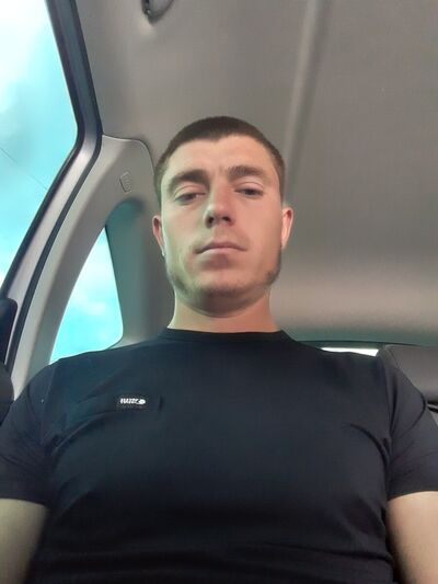  ,   Andrei, 32 ,   ,   , c 