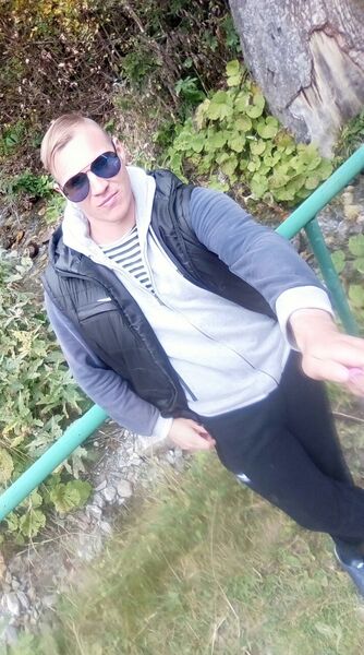  ,   Sasha, 28 ,   ,   , c , 