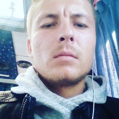  18735482  Dante, 31 ,    