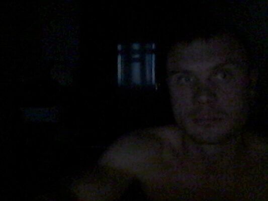  ,   Viktor, 39 ,   