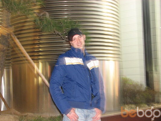  ,   Vadim, 42 ,   