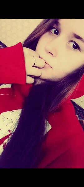  ,   Adelina, 25 ,   ,   
