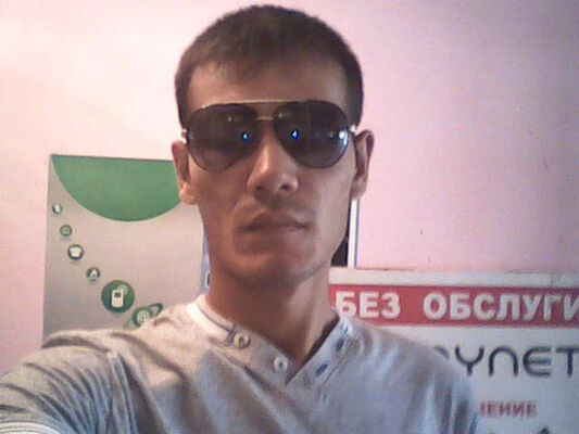  ,   Oltinbek, 33 ,   