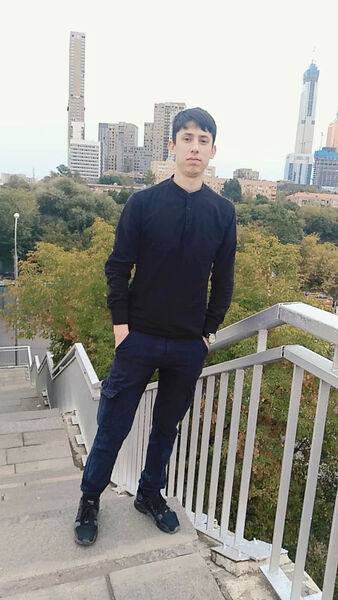  ,   Denis, 27 ,   ,   , c 