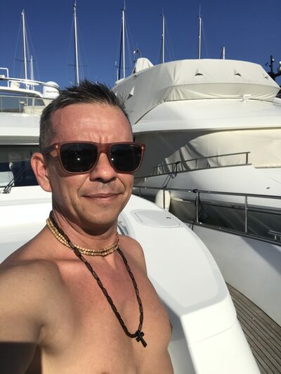 ,   Vadim, 56 ,   c 