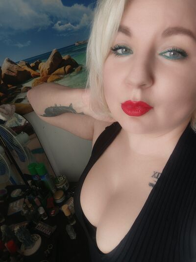  ,   Margo, 37 ,     , c 