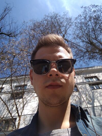  ,   Egor, 32 ,   