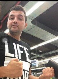  ,   Joe, 32 ,   