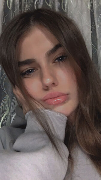  ,   Milana, 25 ,   , 