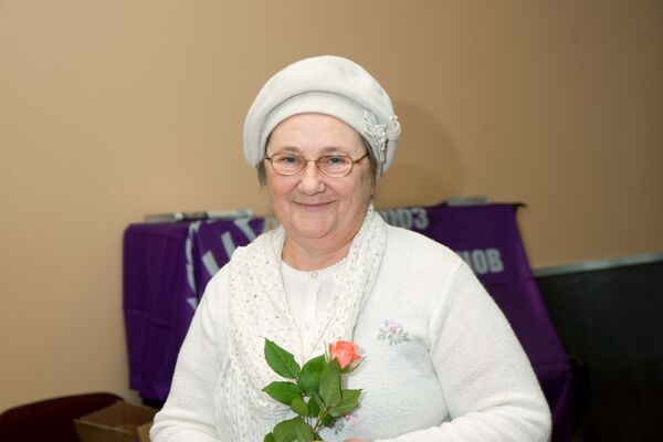  ,   Lilija, 77 ,     , c 