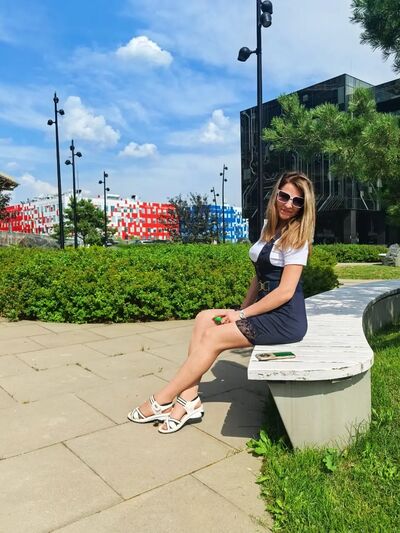  ,   Tatyana, 32 ,  