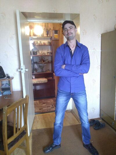  ,   Nikos, 46 ,   ,   , c 