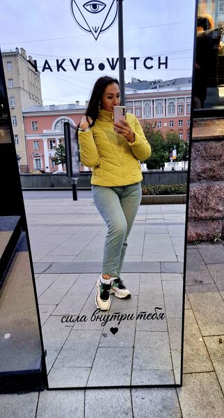  ,   Regina, 34 ,     , c , 