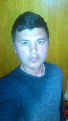 ,   Lito, 35 ,   