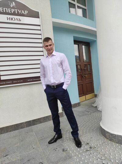  Neuss,   , 25 ,   ,   