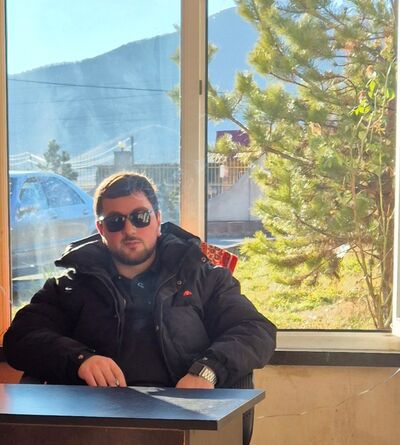  ,   David, 28 ,   ,   