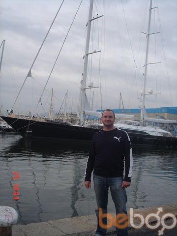  ,   Nik 888, 49 ,   