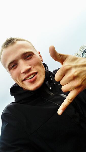  ,   Viktor, 31 ,   ,   , c 