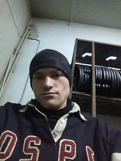  ,   Sergei, 33 ,   