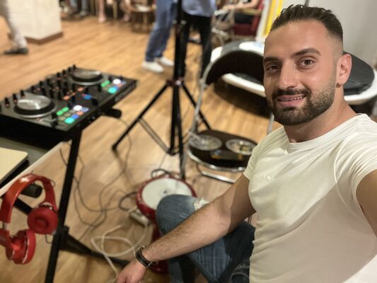  Shahriar,   Nikan, 33 ,   ,   