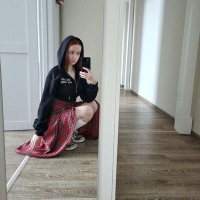  ,   Bauer Di, 22 ,   ,   