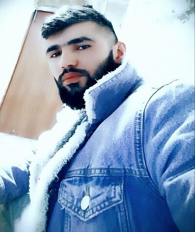  ,   Alik, 32 ,   ,   