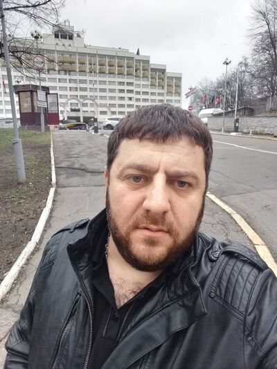  ,   Alik, 42 ,     , c 
