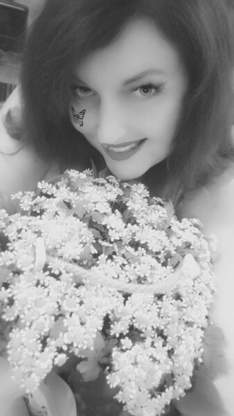  ,   Roxie, 35 ,   ,   , c , 